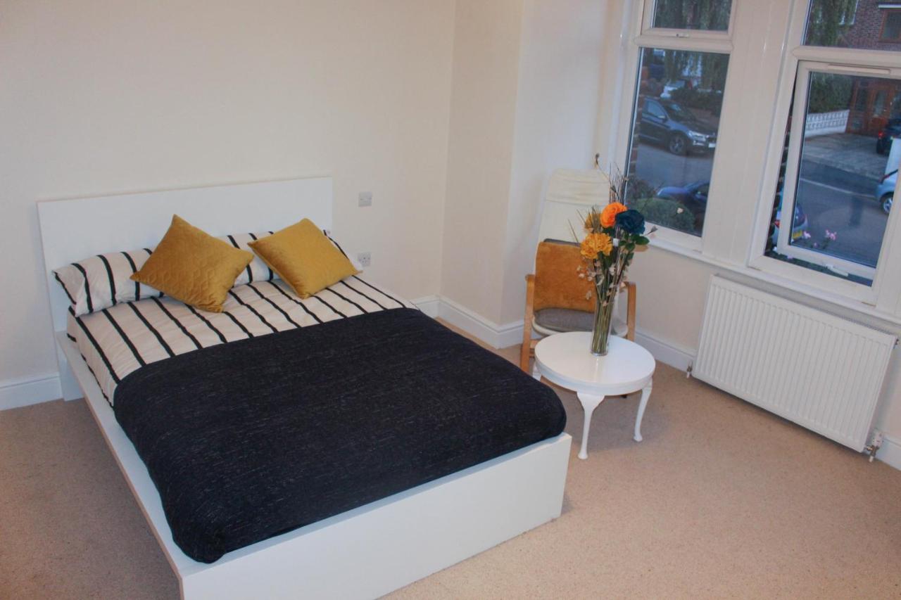 Blythe Park House Apartment London Bagian luar foto